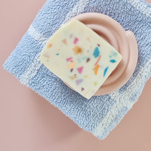 Load image into Gallery viewer, Spiral Soap Dish