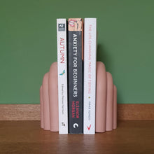 Load image into Gallery viewer, Arched Bookends