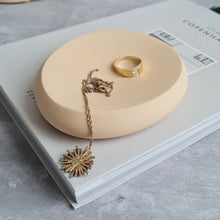 Load image into Gallery viewer, Pebble Dish for Soap and Jewellery