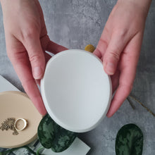 Load image into Gallery viewer, Pebble Dish for Soap and Jewellery