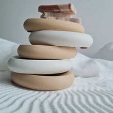 Load image into Gallery viewer, Pebble Dish for Soap and Jewellery