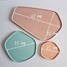Load image into Gallery viewer, Irregular Shaped Nesting Trays Set