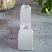 Load image into Gallery viewer, Wavy Triple Candle Holder