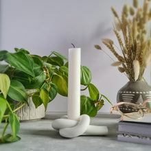 Load image into Gallery viewer, Knot Candlestick Holder