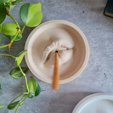 Load image into Gallery viewer, Lips Incense Holder