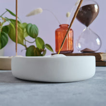 Load image into Gallery viewer, Lips Incense Holder
