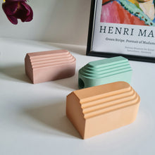 Load image into Gallery viewer, Arch Candle Holders