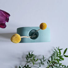 Load image into Gallery viewer, Doughnut Vase