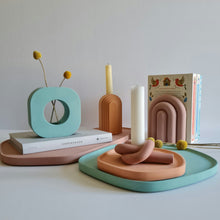 Load image into Gallery viewer, Doughnut Vase