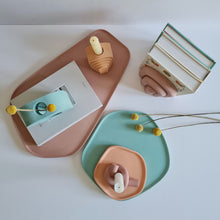 Load image into Gallery viewer, Irregular Shaped Nesting Trays Set