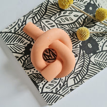 Load image into Gallery viewer, Copenhagen Knot Candle Holder