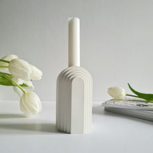 Load image into Gallery viewer, Geometric Candlestick Holders
