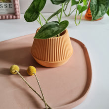 Load image into Gallery viewer, Small planter with drainage