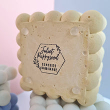 Load image into Gallery viewer, Pastel Bubble Trinket Box with Lid