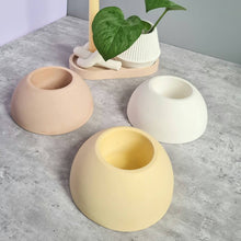 Load image into Gallery viewer, Small Dome Planter