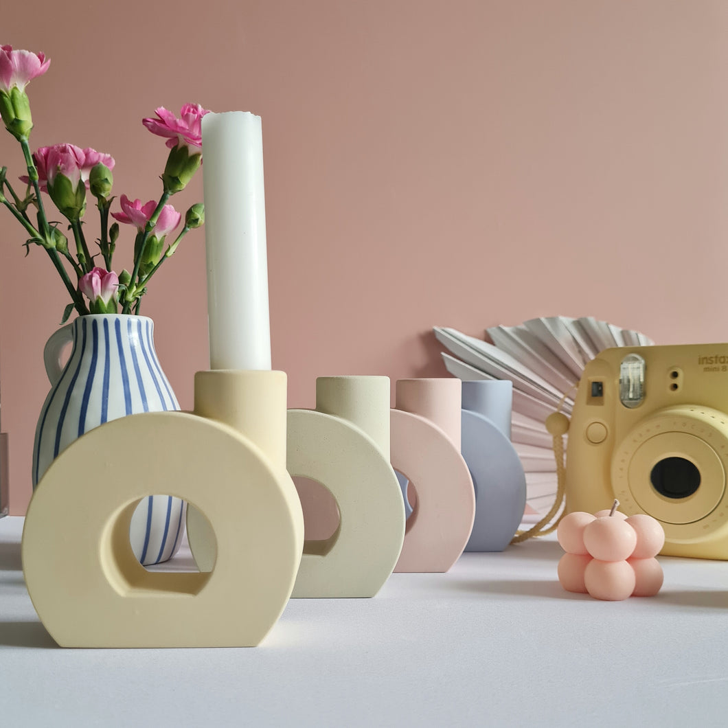 Round Candle Holder